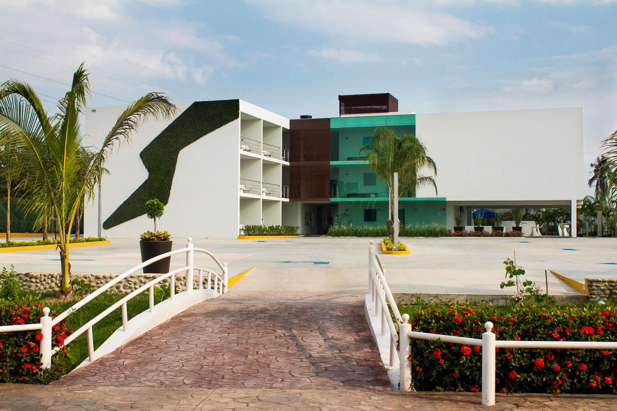 Hotel Aqua Spa & Resort Martínez de La Torre Eksteriør bilde